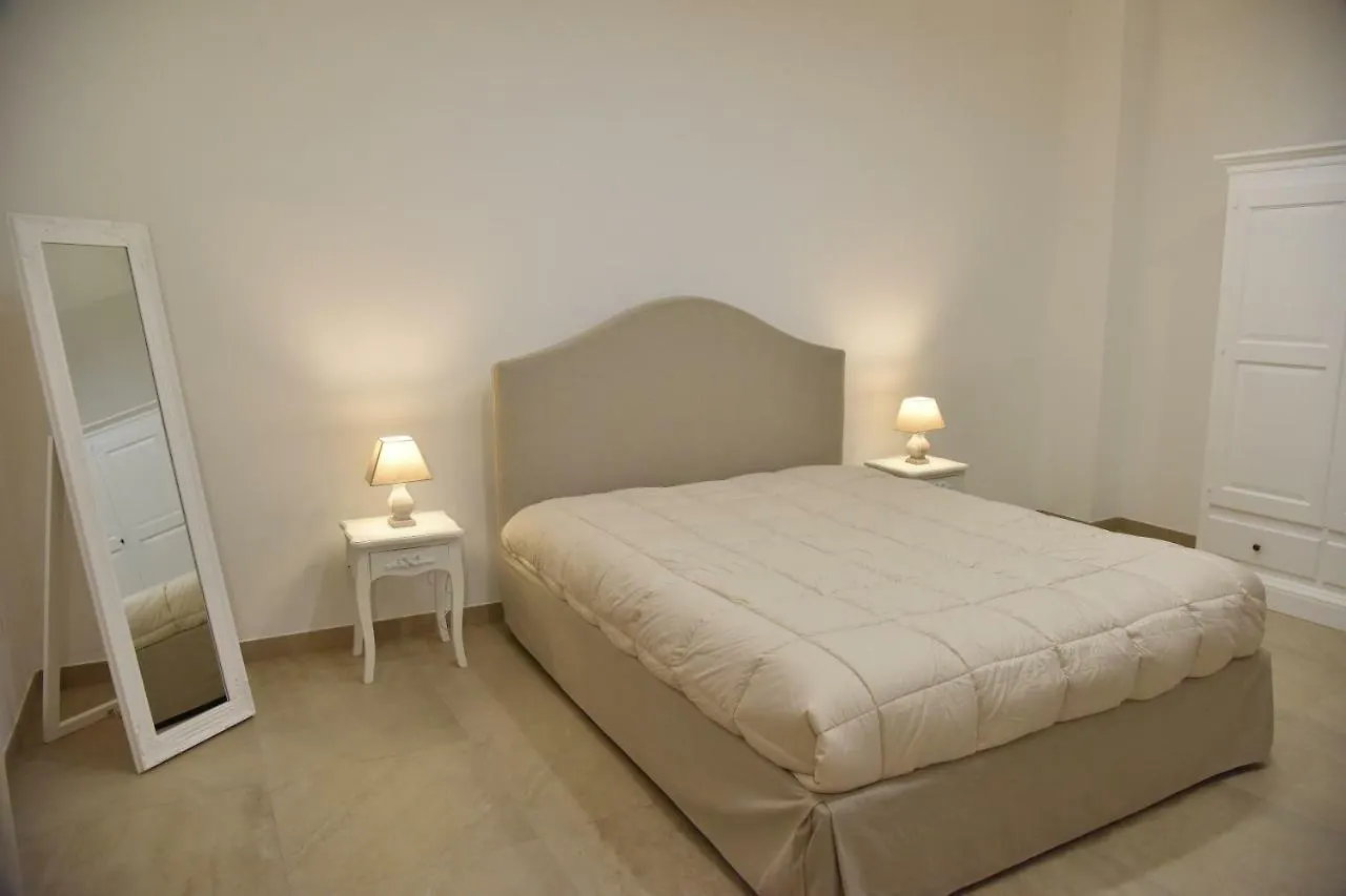 Maison Veronique Lecce Italy